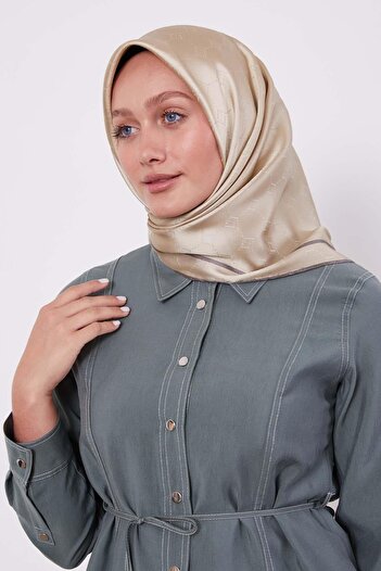 Levidor Cream Honeycomb Pattern Monogram Silk Scarf