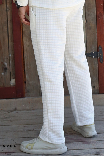 Nyda Collections Men's Quilted Fabric Seasonal Pocketed Elastic Waist Lace-Up Trousers Tracksuit