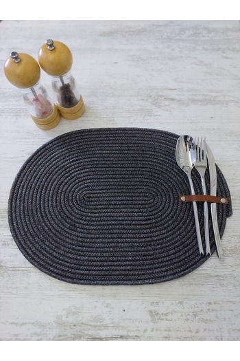 Secem Boutique Oval Supla with Spoon, American Serving Style