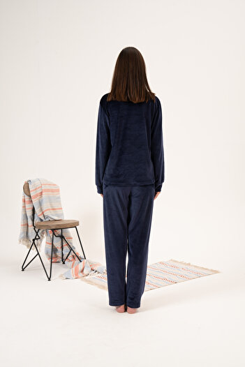 Estiva Printed Velvet Pajama Set