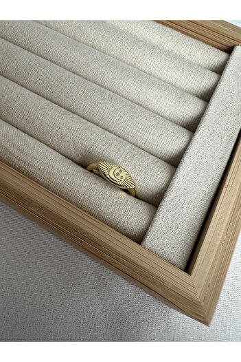 ringbox Gold Crescent Star Pinky Ring