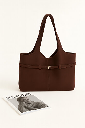 Handley Luxury Suede Shoulder Bag with Puppy – Stylish Design with Double Handles