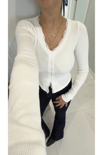 BİRCANÇİL Velori Light Ecru Lace Detailed Ribbed Blouse