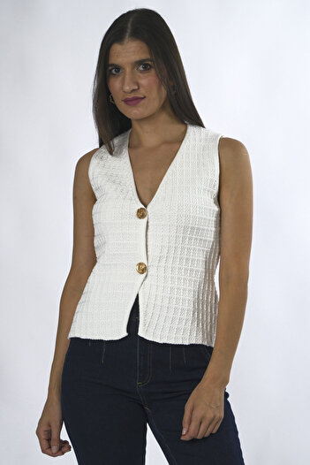 ABBRA Women's Self-Patterned 2-Button Knit Vest
