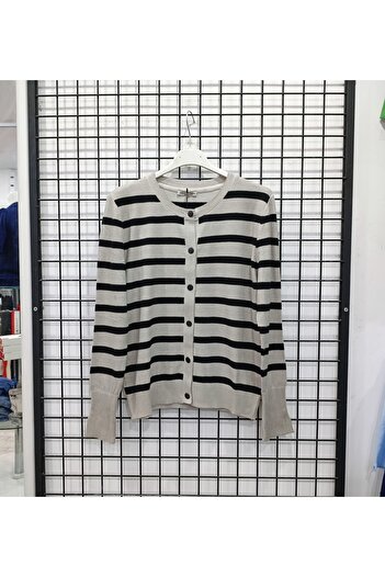 Butik Şans Jm Black Stripe Detailed Buttoned Knitwear Cardigan