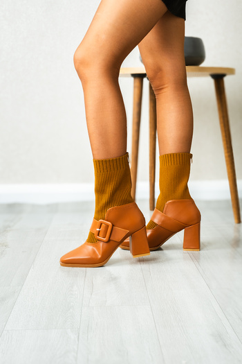 ODESSO Brown Knitwear Ankle Buckle Thick Heel Women's Boots