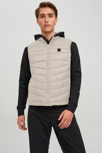 Jack & Jones Vestă pentru bărbați Jack&Jones cu glugă puf bej 12258452