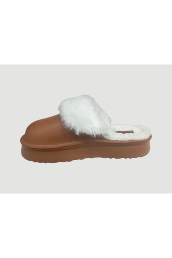 Pierre Cardin Pc-55332 Women's Plush Slippers Brown