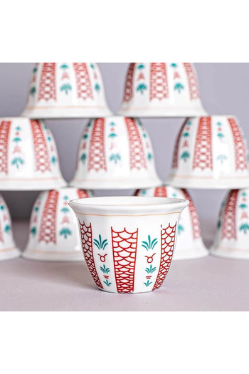 Generic Arabic coffee cup made of porcelain, featuring an elegant heritage design that combines authenticity and modernity. 12 cups.