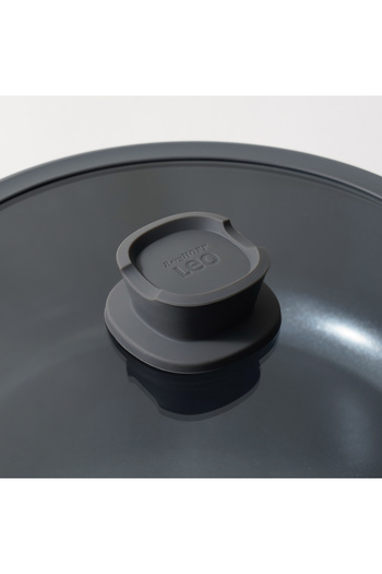 Berghoff aluminum two handle pan 24cm, black