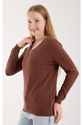 Coşkun GİYİM Women's V-Neck Accessory Sweater Brown 311863