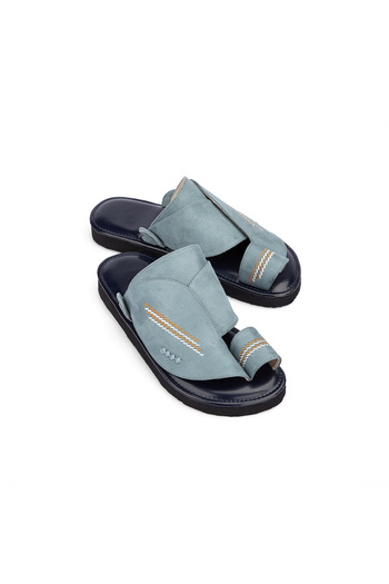 NAYASHIN Black embroidered oriental shoes with light orthopedic sole