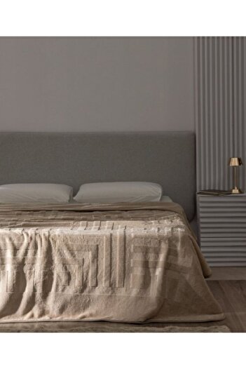 Madame Coco Clementine Mink Emboss Double Blanket - Beige