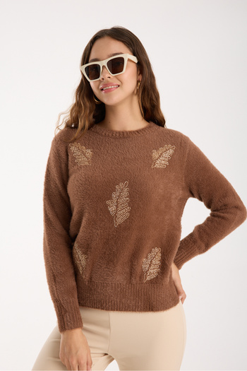 Moda Days Women's Tan Beard Yarn Leaf Pattern Beaded Embroidered Crew Neck Knitwear Sweater
