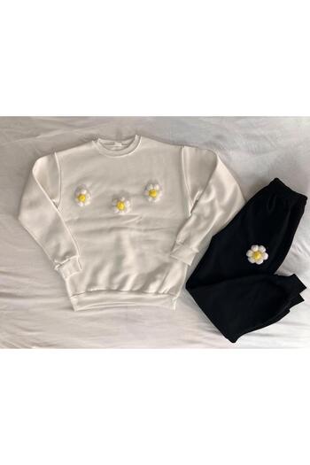bahar uğurlu Children's Set with Hand-Made Flower Motif