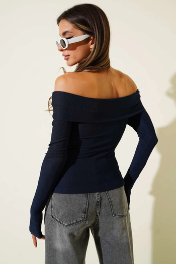 TB Terzi Bey Madonna Collar Buttoned Blouse Navy Blue T4329