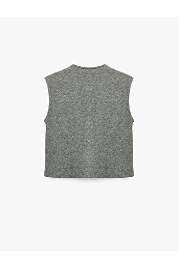 Koton Slim Fit Sleeveless Crew Neck Buttoned Cardigan
