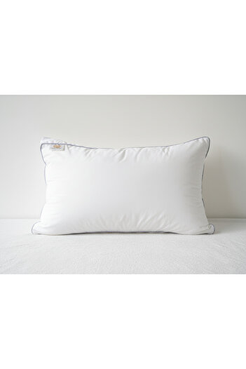Crown Textile (2 pieces) Cotton Pillowcase - 1200g Microfiber Filling with Attractive Colored Border and 2 Pillowcases