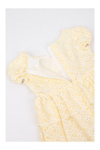 LC Waikiki Yellow Baby Girl Dress with Frilly Waist and Lace Detail - Elba