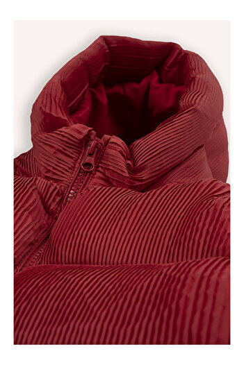 LC Waikiki Girl's Pleated Puffer Jacket
