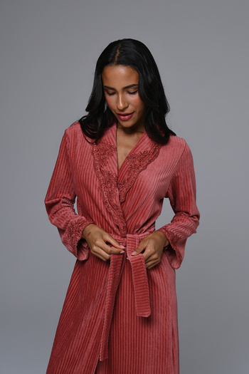 Lohussa Women's Coral Velvet Shawl Collar Lace Detailed Winter Special Design Full Length Dressing Gown