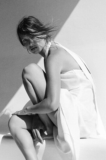 H&M Linen-blend halterneck dress