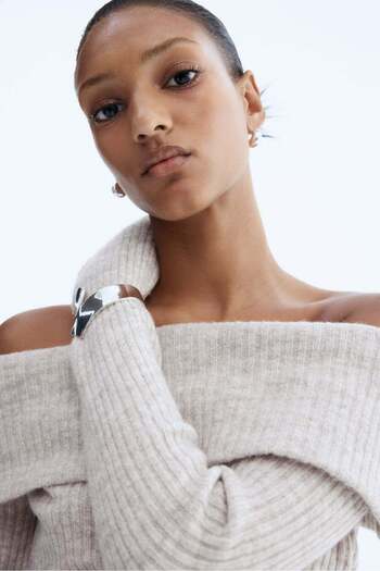 H&M Rib-knit off-the-shoulder top
