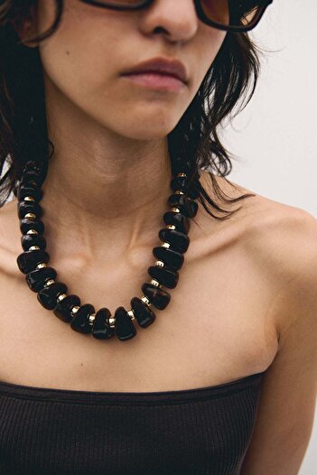 H&M Beaded necklace