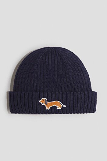 H&M Appliquéd beanie