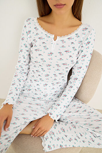 Siyah İnci White Floral Print Ribbed Camisole Lace Trim Knitted Pajama Set 7946