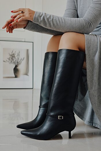 POLKA STORE Fall Kitten Heel Below-The-Knee Pointed Toe Piping Tape Detailed Matte Leather Women's Boots