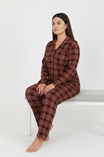 Bravie Luxury Soft Brown Plaid Pattern Long Sleeve Women's Pajama Set – Plus Size 3009
