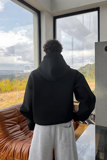 Flaw Wear Basic Hoodie