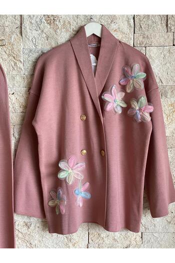 Hatun Atila Hatunatila Floral Detailed Gold Buttoned Jacket Collar Knitwear Two-Piece Set Powder 3039