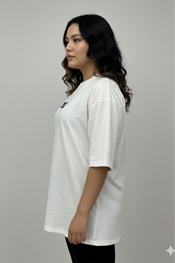 NO 601 Women's White Self-Printed Embossed Mountain Printed Oversized Loose T-Shirt