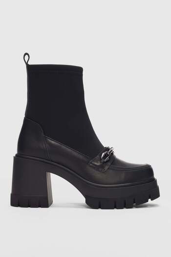 selinshoes Conny High Sole Front Chain Accessory Detailed Women's Boots-Black