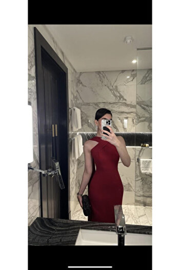 Generic Red evening dress