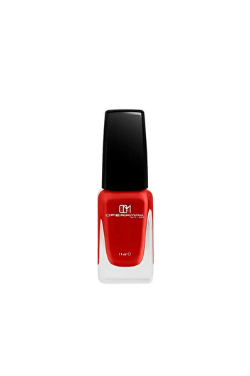 OPERAMAK Operamak nail polish