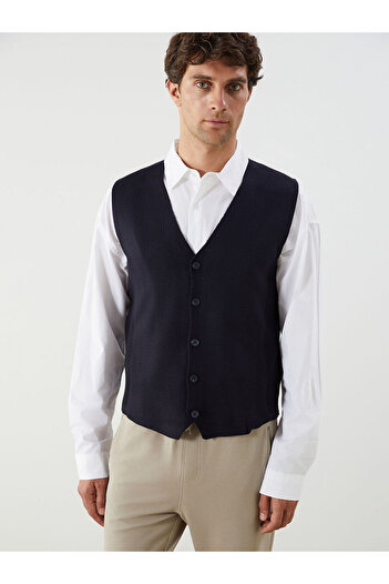 LC Waikiki Standard Fit V-Neck Men's Knitwear Vest