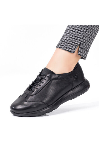 BMoD Women's black leather casual shoes MOD08290