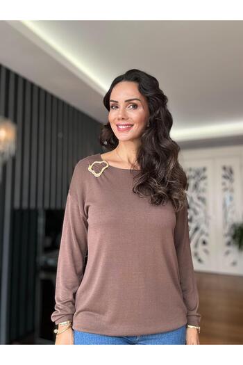 Atelier Derin Long Sleeve Knit Sweater with Brown Shoulder Accents