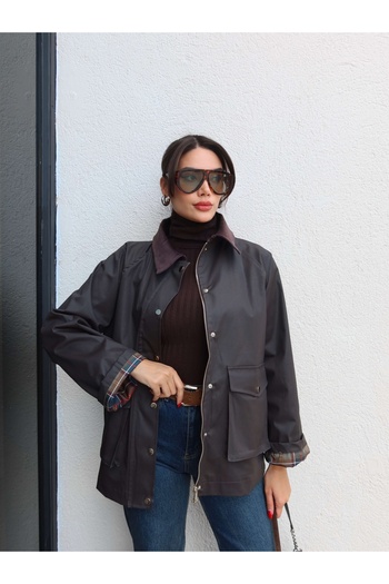 ESRAHELVACI Suede Collar Snap-Waist Waxed Jacket