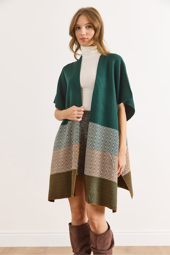 Olalook Women's Emerald Green Zigzag Pattern Poncho Cardigan HRK-19000422