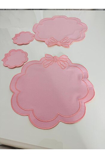 İNCİ ÇEYİZ 4 Pieces First Quality Linen Ribbon Pattern Embroidered American Serviette and Presentation Napkin