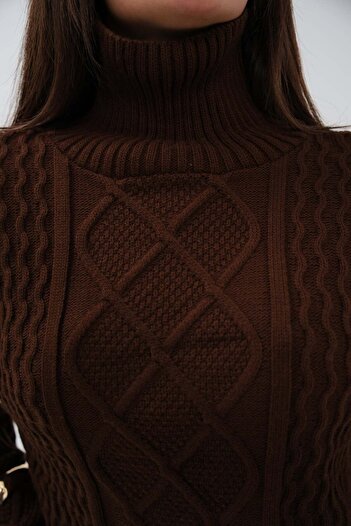 Maxi modena Oversize High Neck Brown Knit Sweater - M/L