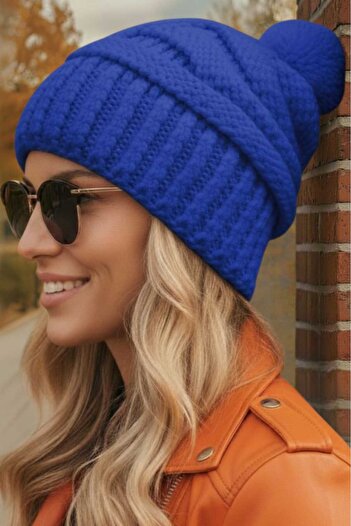 Mood Agenda Women's Winter Pompom Thick Knitted Beanie