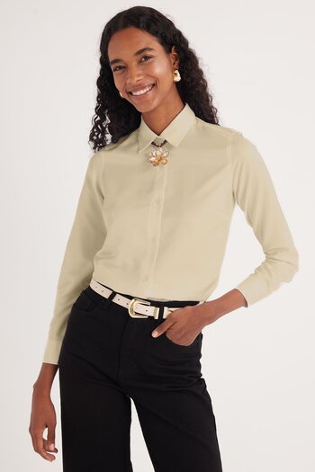 Tudors Kadın Slim Fit Dar Kesim Vucüda Oturan Uzun Kollu Açık Bej Basic Gömlek