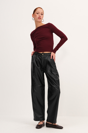 Addax Faux Leather Trousers with Front Pockets Pn17578
