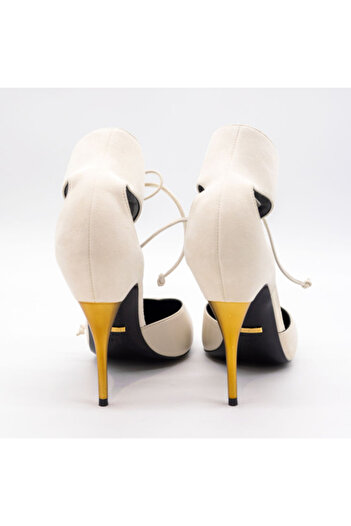 Gucci Ankle-Cuff Leather Pumps - White