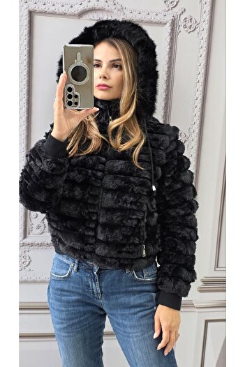 styleFlex Modern women's jacket made of eco-friendly fur with a Hooded